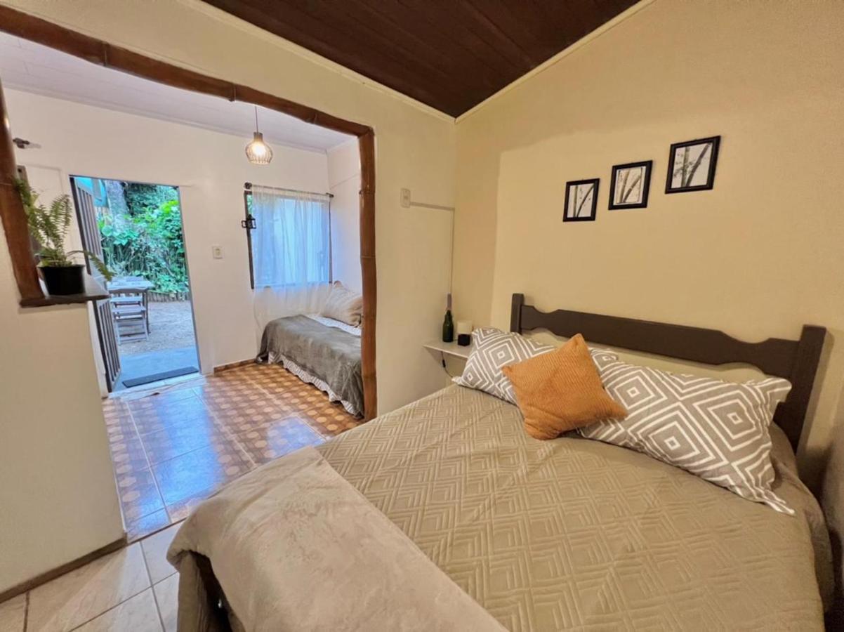 Coco Suites Vila do Abraao Bagian luar foto