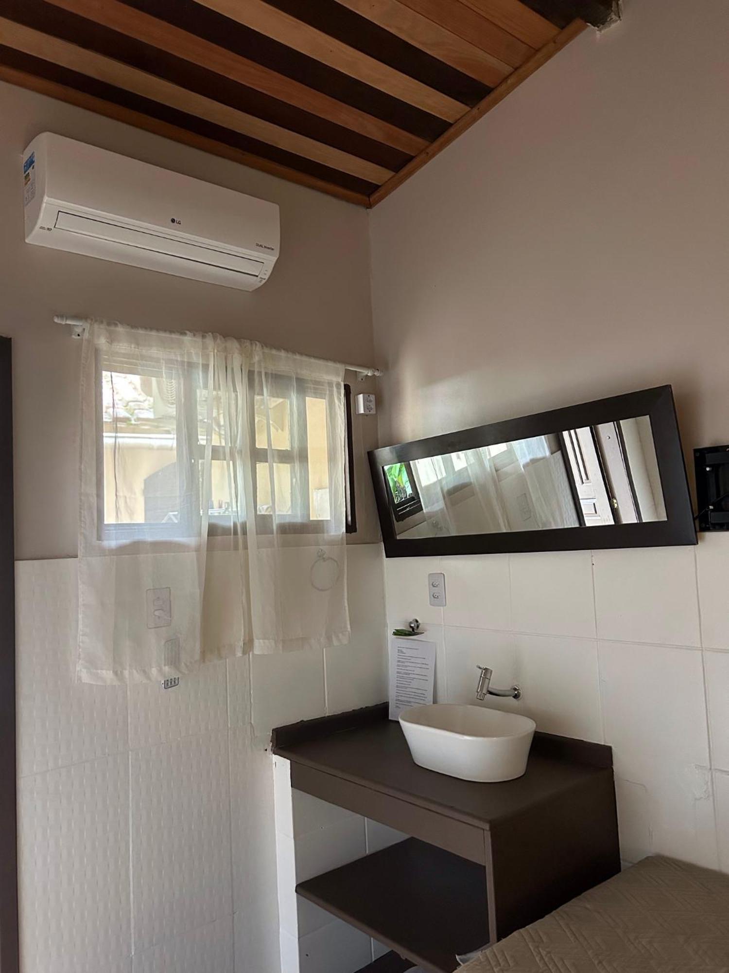 Coco Suites Vila do Abraao Bagian luar foto