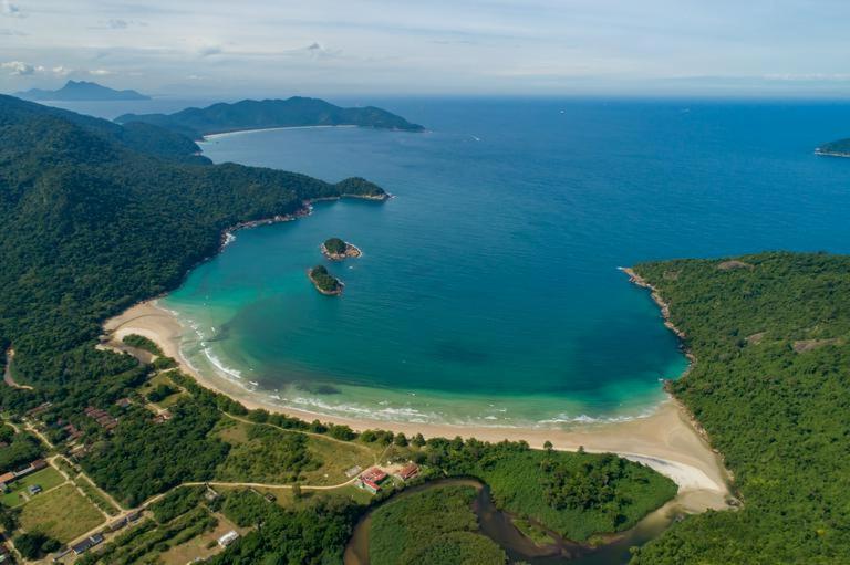 Coco Suites Vila do Abraao Bagian luar foto